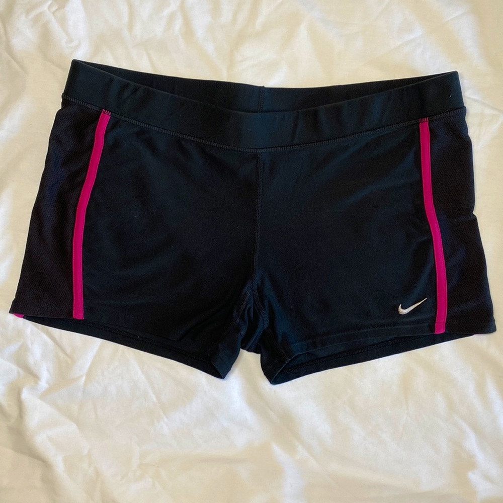 Nike women’s running shorts size large